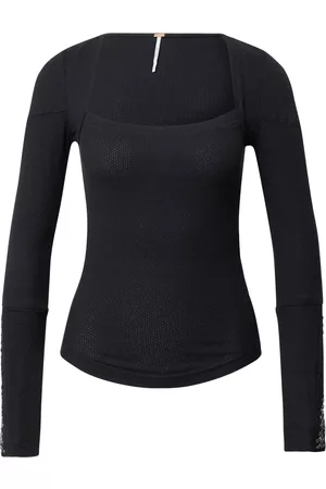 Free People T-shirt
