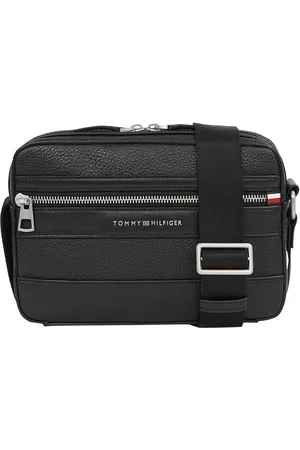 Tommy Hilfiger Axelremsväska 