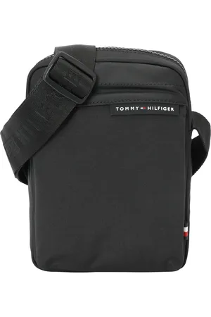 Tommy Hilfiger Axelremsväska