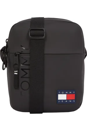 Tommy Hilfiger Axelremsväska 