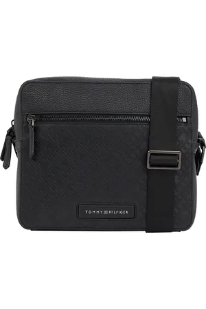 Tommy Hilfiger Axelremsväska