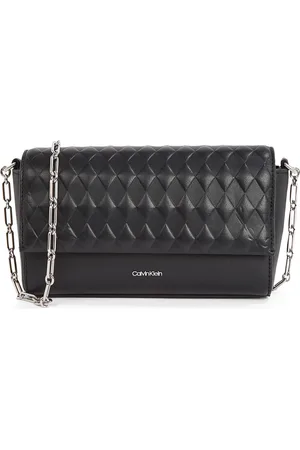 Calvin Klein Axelremsväska