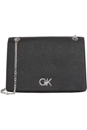 Calvin Klein Axelremsväska