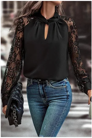 Azura Exchange Black Keyhole Neckline Floral Lace Raglan Sleeve Blouse