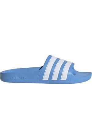 Adidas flip 2024 flops barn