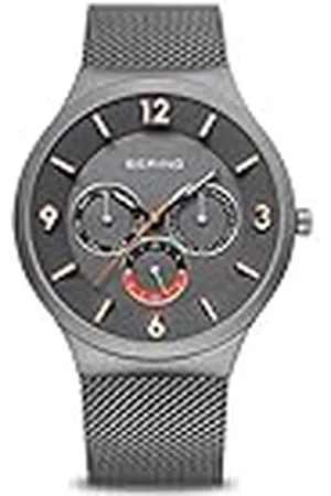Bering Män Analogt Quarz Classic Collection armbandsur med Rostfritt stål Armband och Safirglas