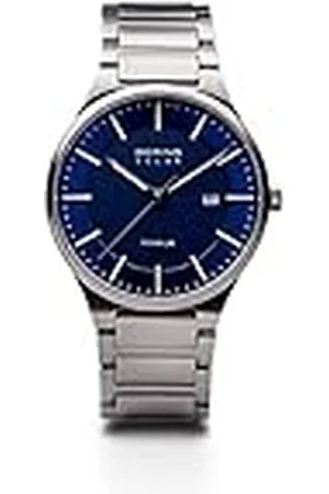 Bering Herrklocka Solar Movement - Solar Collection med titan och safirglas 15239-777