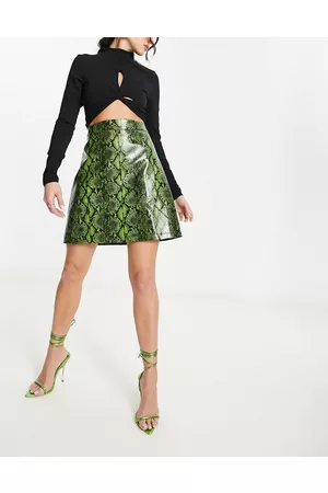 Forever Unique Kvinna Kjolar - – Grön ormskinnsmönstrad kjol i PU med hög midja