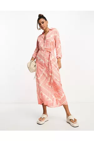 River Island Kvinna Casual klänningar - – Rosa, paisleymönstrad skjortklänning i midilängd med skärp