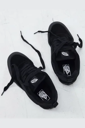 Vans – Knu Skool – Trippelsvarta, grova sneakers