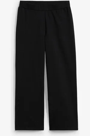 bonprix Sweatbyxa i vid modell
