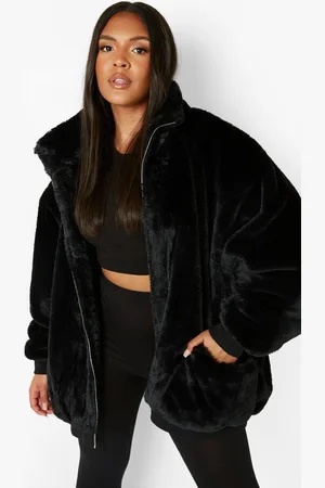 Boohoo Plus Oversize Jacka I Fuskpäls Med Dekorativ Ficka