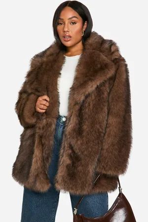 Boohoo Plus Lång Fuskpälskappa I Vintagelook