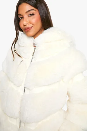 Boohoo Jacka I Fuskpäls Med Huva