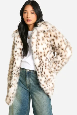 Boohoo Petite Kappa I Fuskpäls Med Snöleopardmönster