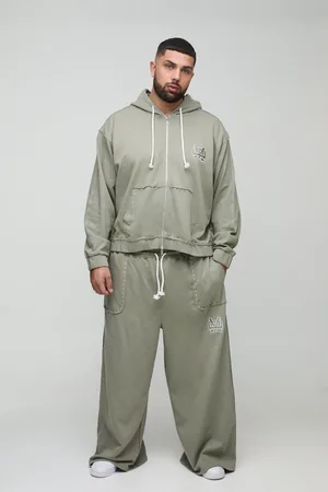 Boohoo Plus Oversize Träningsoverall Med Huva, Dragkedja Och Dekorativa Sömmar