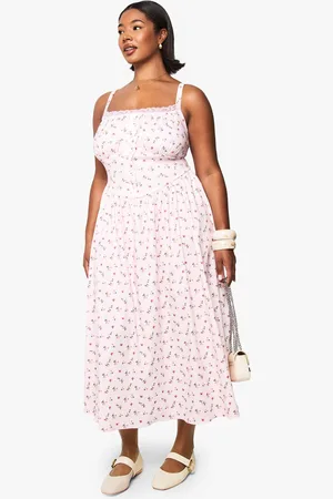 Boohoo Plus Blommig Midiklänning I Bengalin