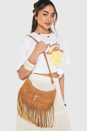 Boohoo Axelremsväska Med Fransar Och Spänne