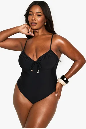Boohoo Plus Baddräkt Med Bygel Och Rynkade Detaljer