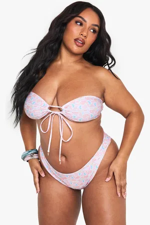 Boohoo Plus Mönstrad Briefs Med Hög Midja