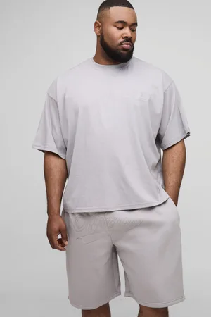 Boohoo Plus Official Oversize T-Shirt Och Shorts Med Kontrastsömmar
