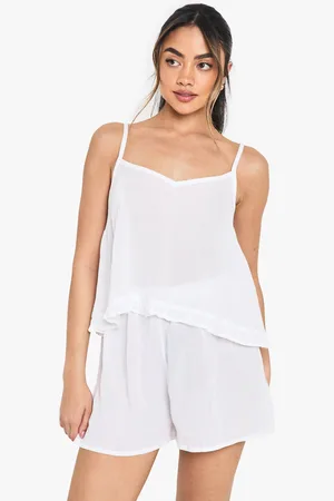 Boohoo Linne Med Volanger Och Shorts Med Struktur