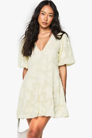 Boohoo Blommig Miniklänning Med Låg Urringning