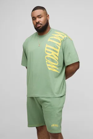 Boohoo Plus Worldwide Oversize T-Shirt Och Shorts Med Tryck