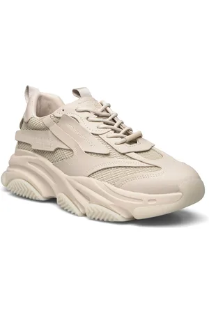 Steve Madden Possess Sneaker