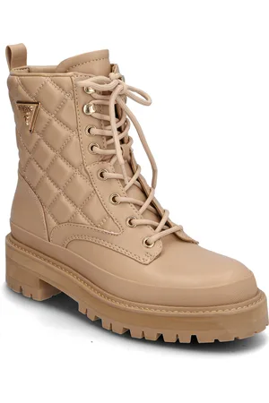 Guess Badae2