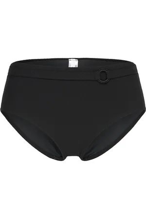 Femilet Navarino Full Brief