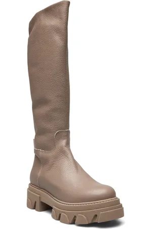 Steve Madden Mana Boot Beige