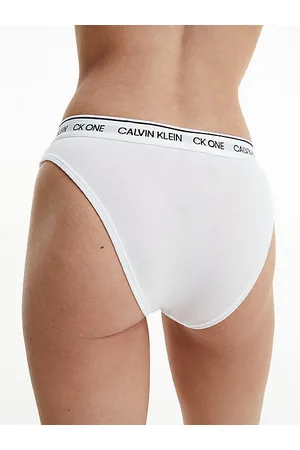 Calvin Klein – CK One – Persikofärgade brazilian-trosor i bomull och  tangamodell med leopardmönster