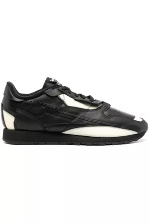Maison Margiela Man Sneakers - X Reebok lädersneakers med panel