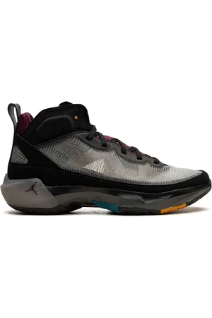 Jordan Air 6 Bordeaux sneakers