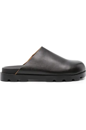 Camper Brutus slip