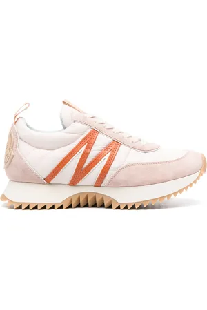 Moncler Sneakers med logotypapplikation