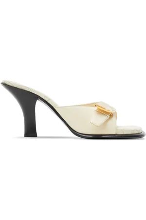 Burberry Bay slip
