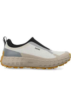 Norda 003 slip on