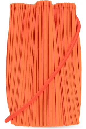 Issey Miyake Bloom Pleat axelremsväska