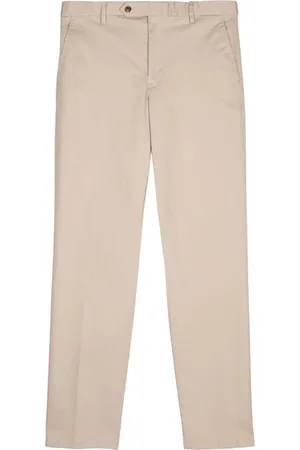 MAN ON THE BOON. Raka chinos