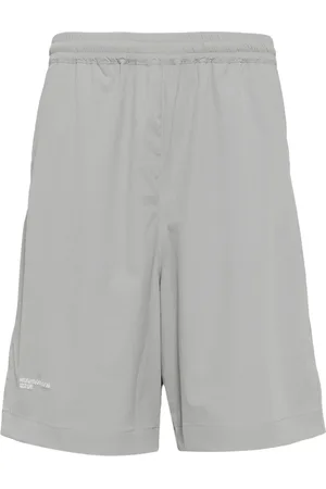 Izzue X Neighborhood träningsshorts med logotypetikett