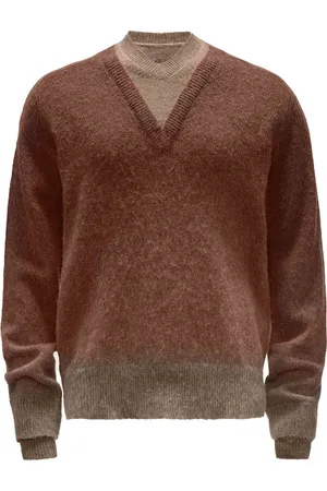 J.W.Anderson V