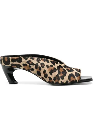 Alexander McQueen Armadillo slip