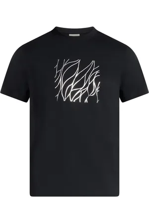 QASIMI Artist Graphic t