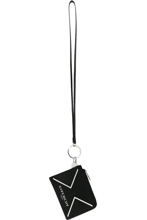 Givenchy V