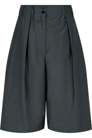 Studio Tomboy Plisserade shorts med vida ben