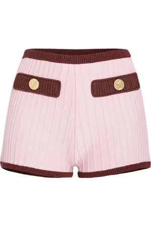 Retrofete Edith ribbade shorts med hög midja
