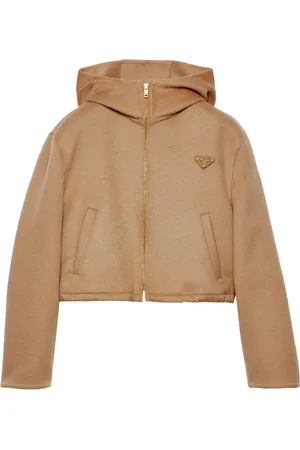 Prada Jacka med logotyp