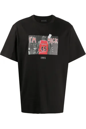 Throwback. Michael Jordan t